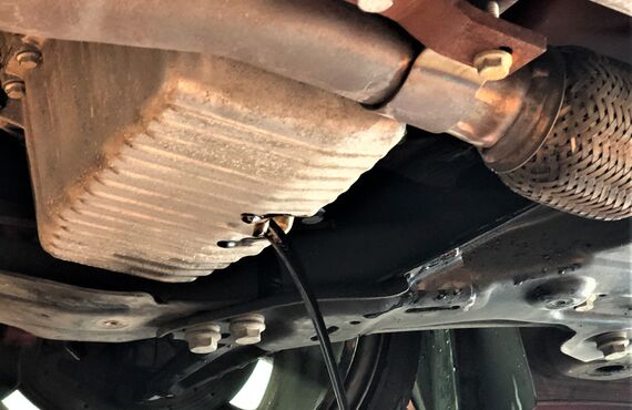 リース車の出張オイル交換は車のクリーニング屋さんドラゴンへ！奈良・大阪・京都・和歌山・滋賀・三重対応！