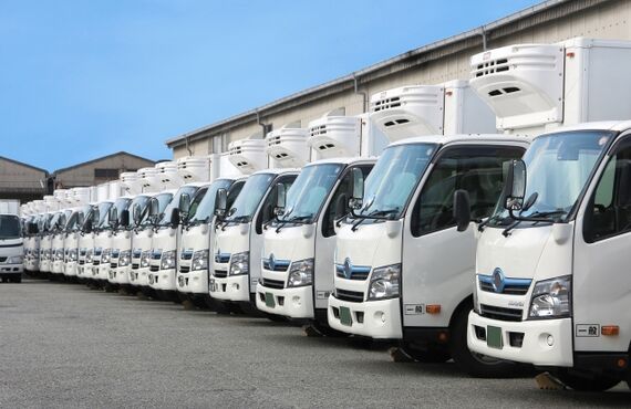 トラックのオイル交換サービスは車のクリーニング屋さんドラゴンに！大阪・奈良・京都・和歌山・三重。