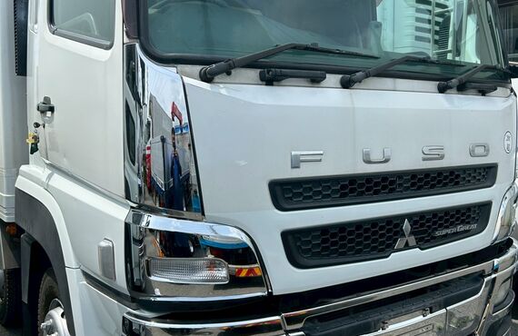 南大阪発トラック洗車・磨き・車内クリーニングならトータルカーサポート煌｜出張対応・年末大掃除も即日OK